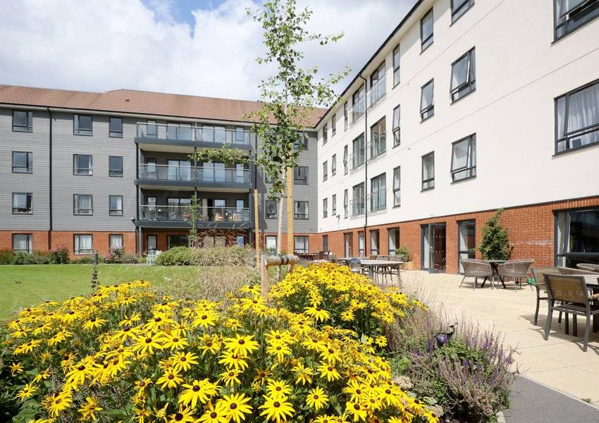 Gallery Queensgate Apartments#