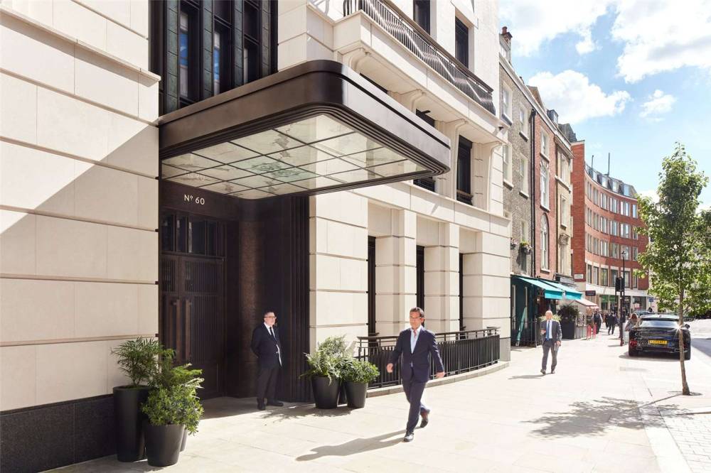Gallery 60 Curzon#