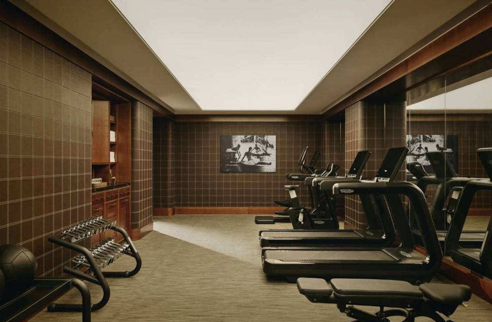 Gallery 60 Curzon#