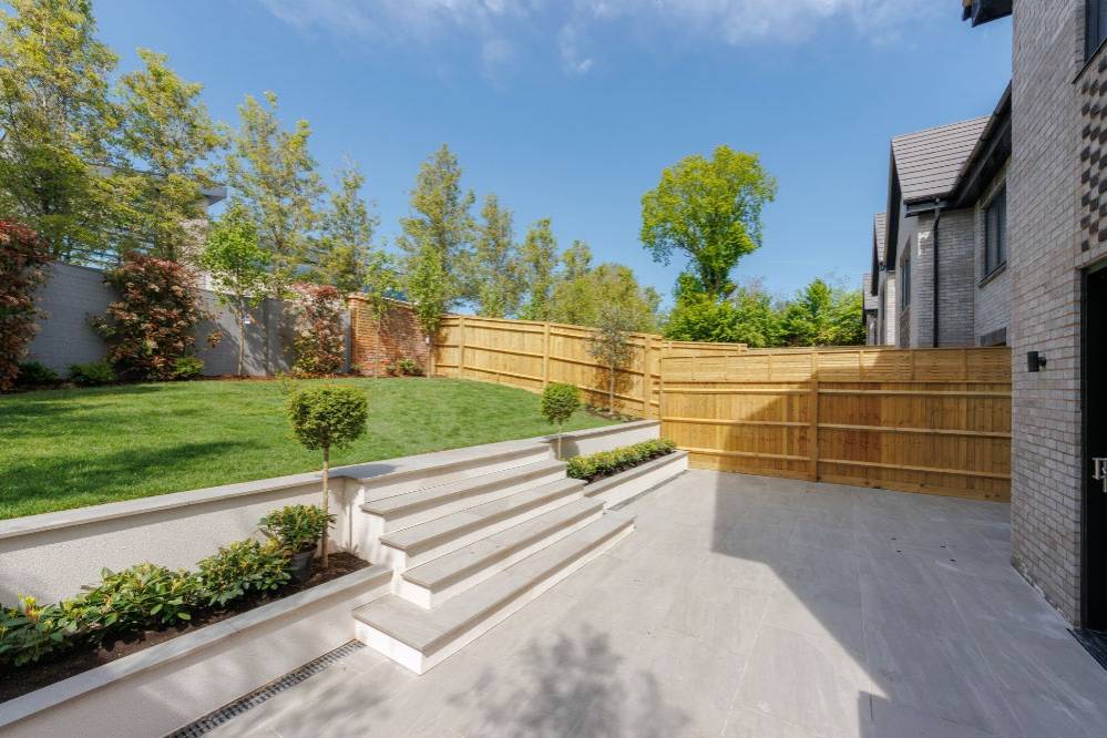 Gallery Ivy Grove#