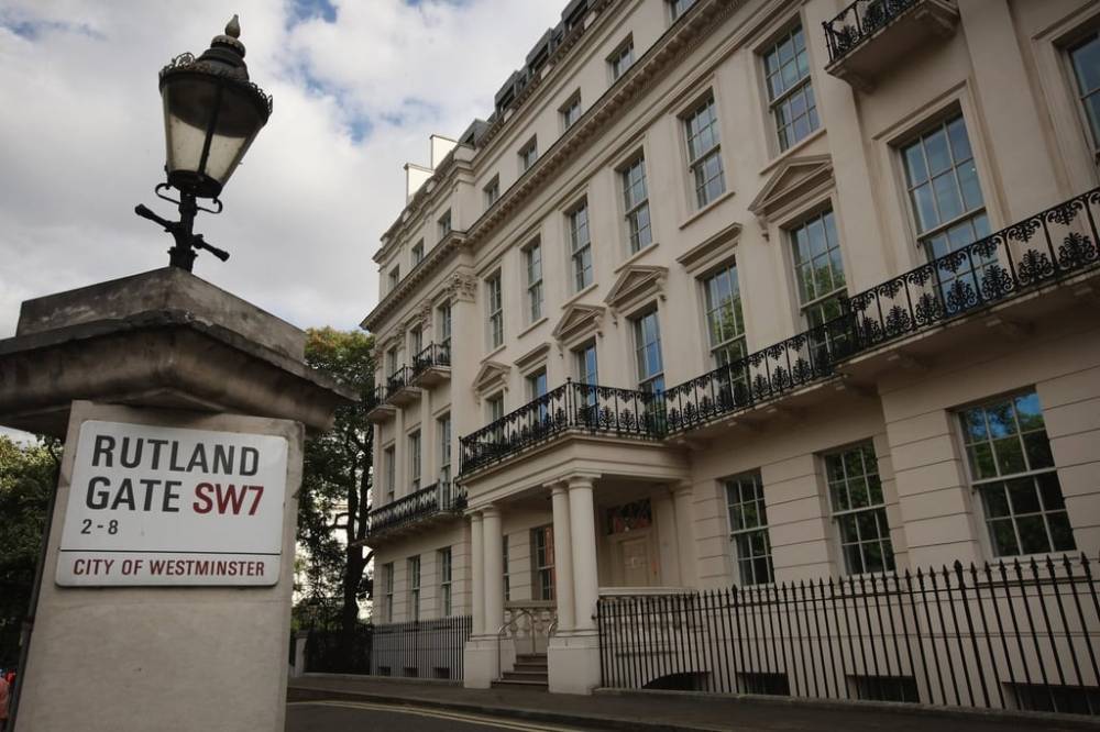Gallery 2-8a Rutland Gate#