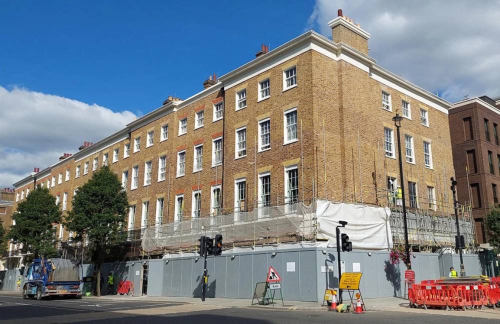 Gallery 30 Gloucester Place#