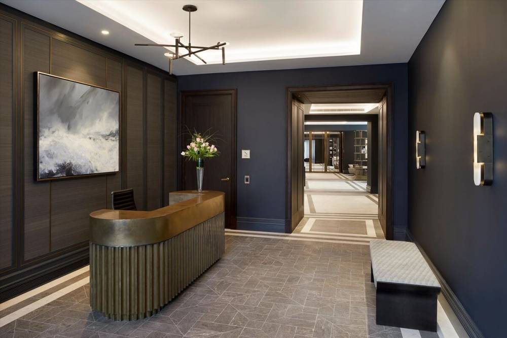 Gallery Knightsbridge Gate#