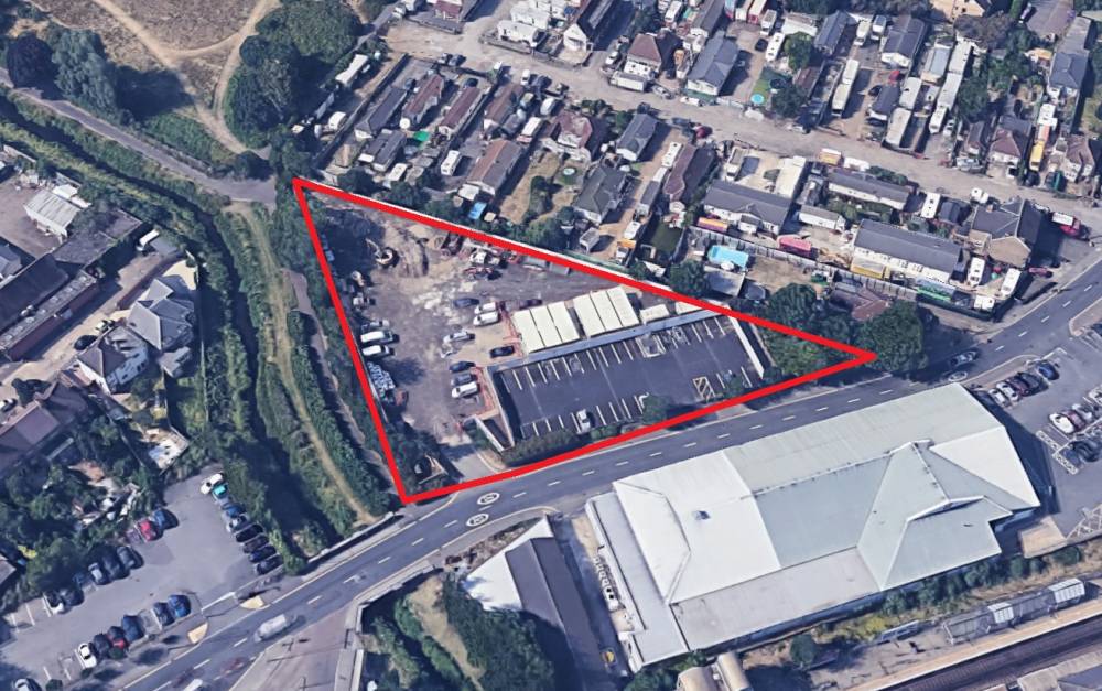 Gallery New Road Triangle#