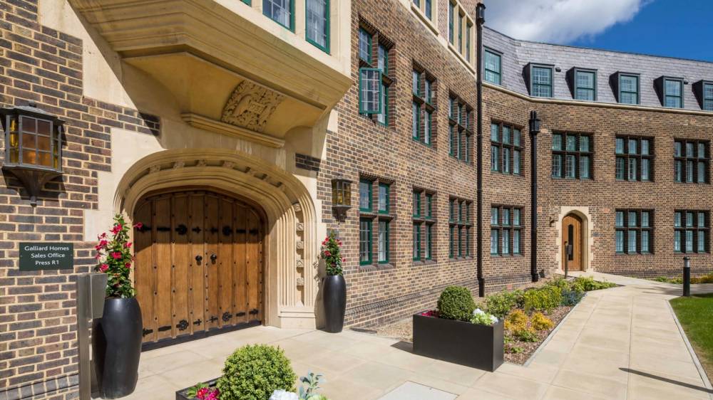 Gallery Crescent House#