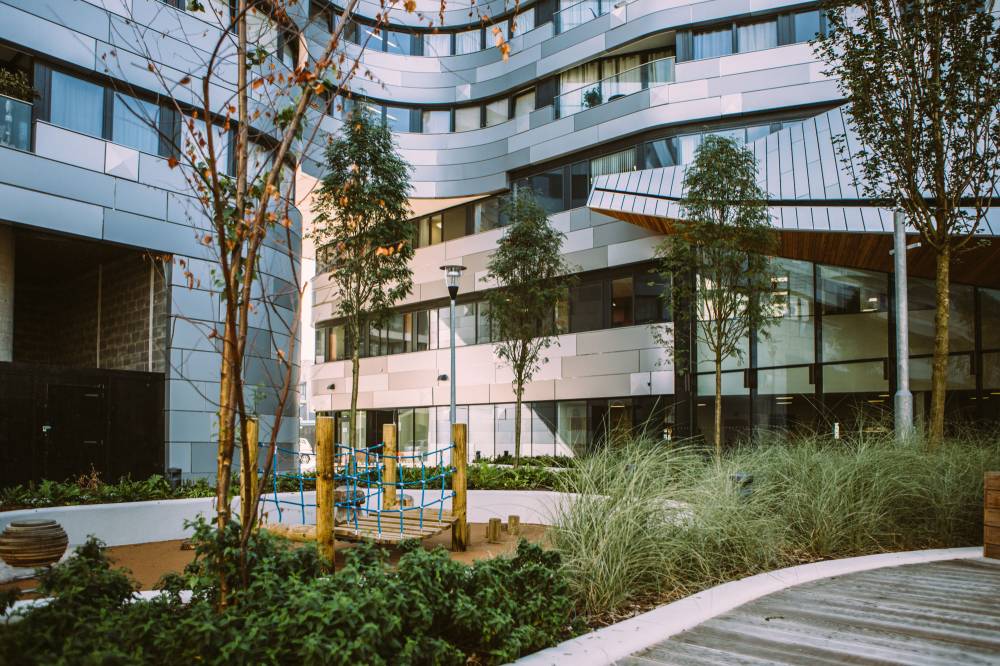 Gallery Greenwich Square by Hadley#