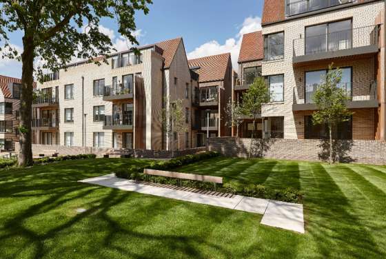 Woodside Square