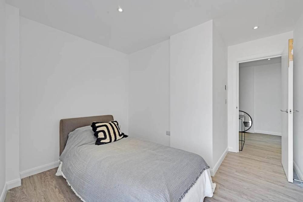 Interior design – Violet Road#