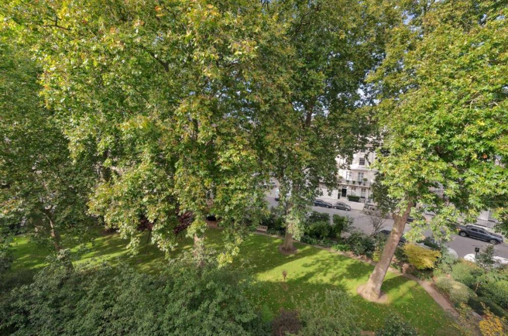Gallery Wilton Crescent#