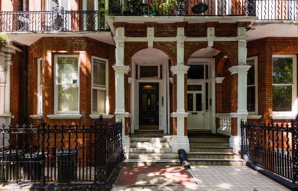 Gallery 39 Bramham Gardens#