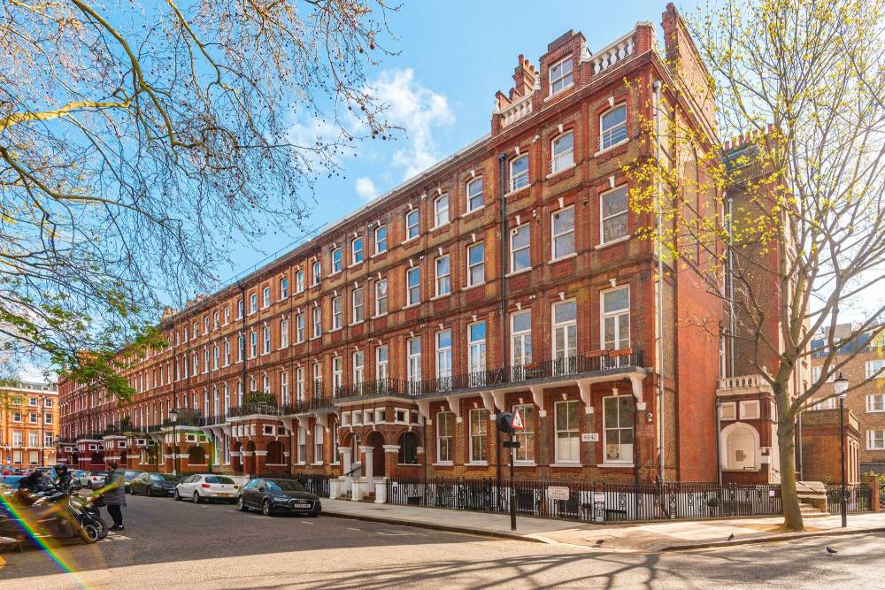Gallery 42 Nevern Square#