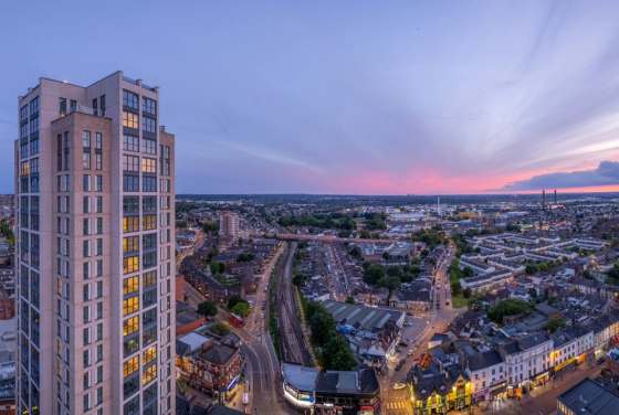 London Square Croydon