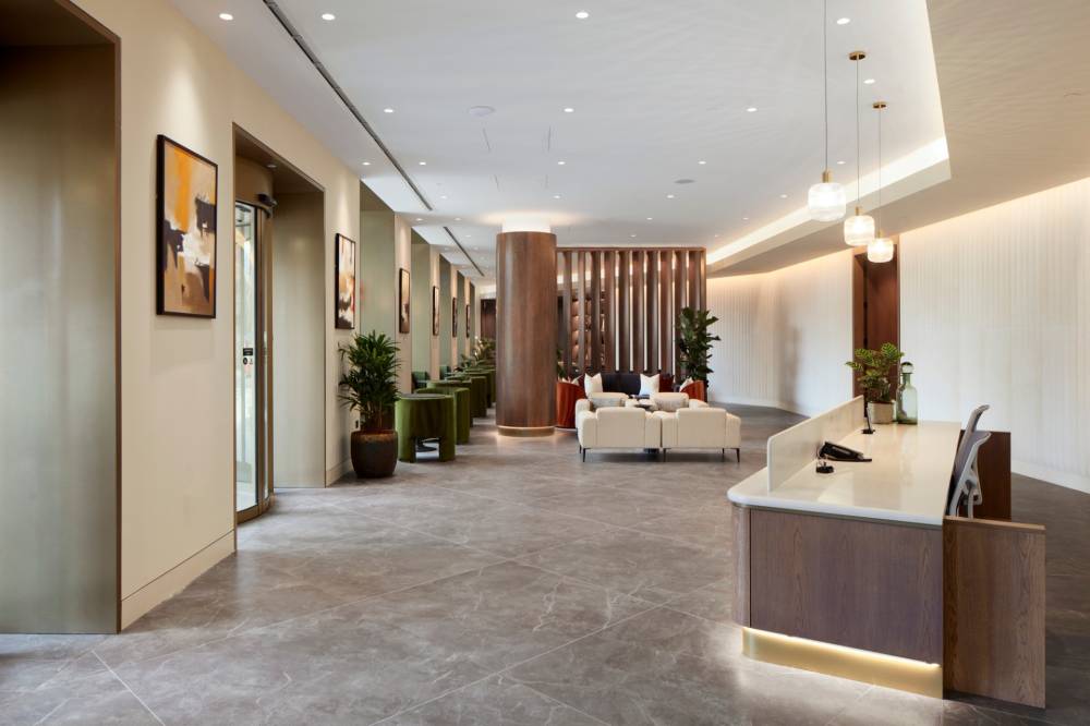 Gallery London Square Nine Elms#