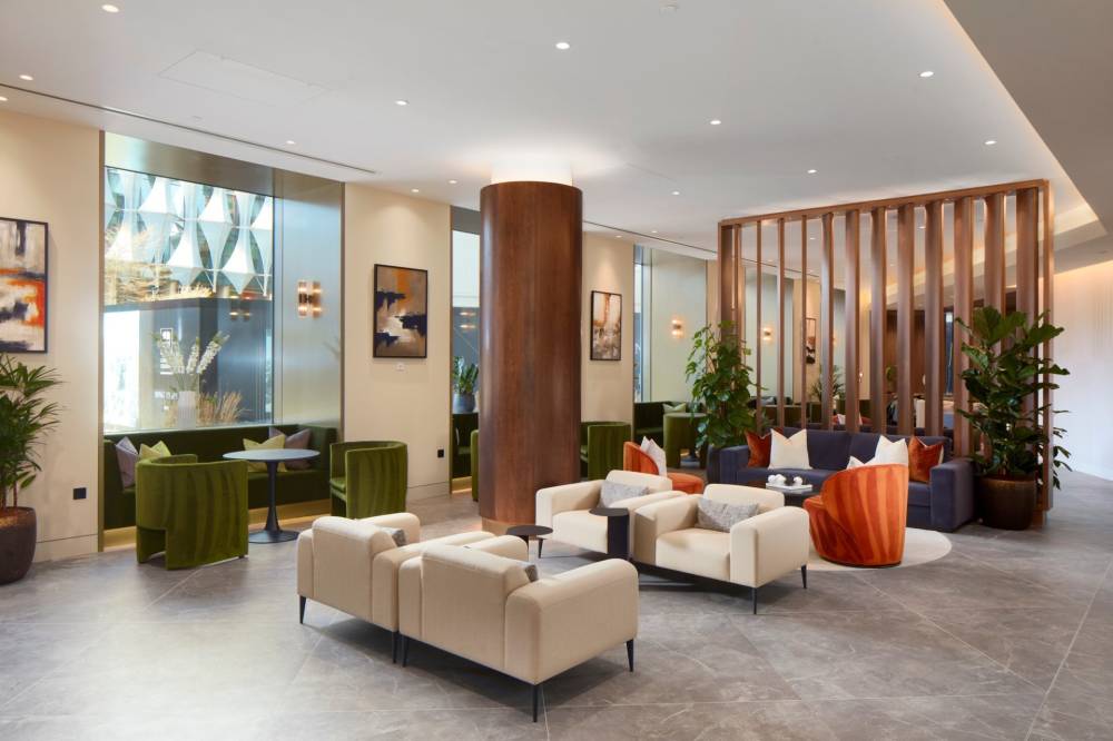 Gallery London Square Nine Elms#