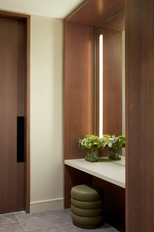 Gallery London Square Nine Elms#