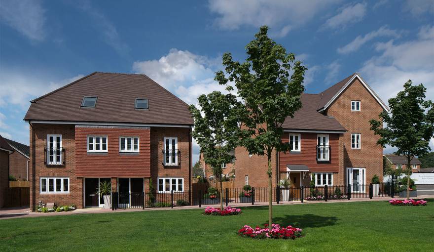London Square Tadworth Gardens Apartments/Houses in Tadworth, KT20 London