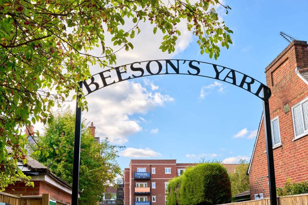 Gallery Beesons House#