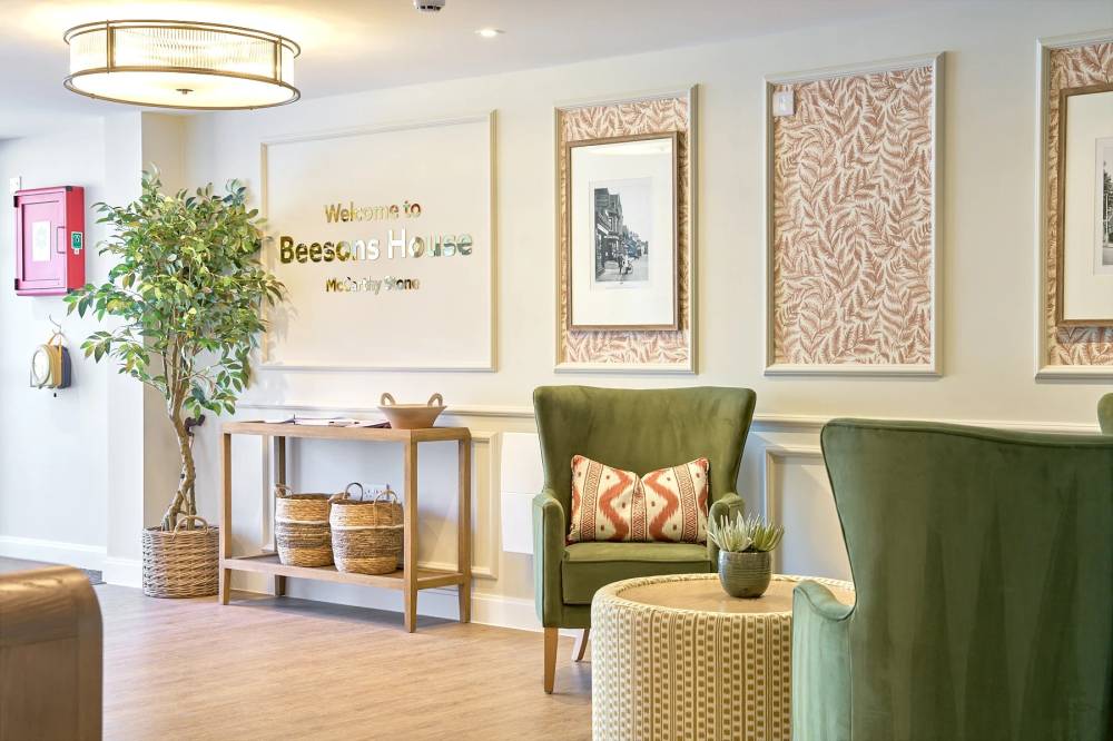Gallery Beesons House#