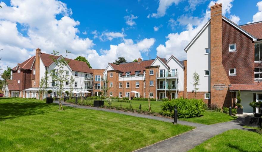 Shepheard's House Apartments in Chislehurst, BR7 London