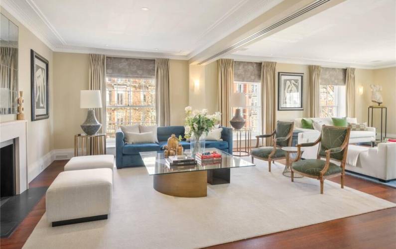 Interior design – Academy Gardens