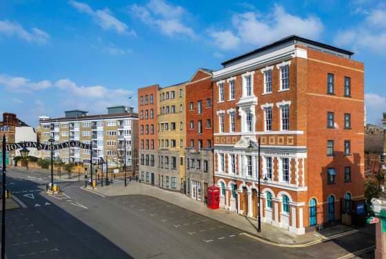 204 Hoxton Street
