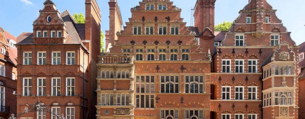 Gallery 39 Harrington Gardens#
