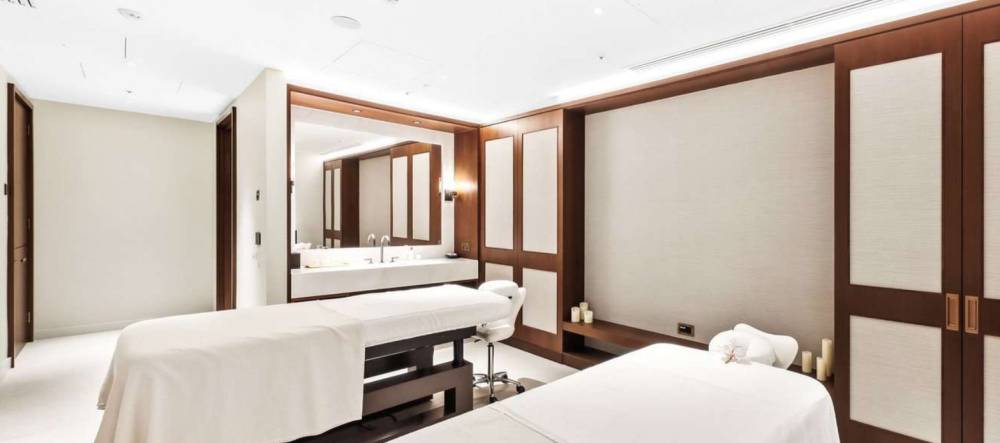 Gallery Carnation Way#