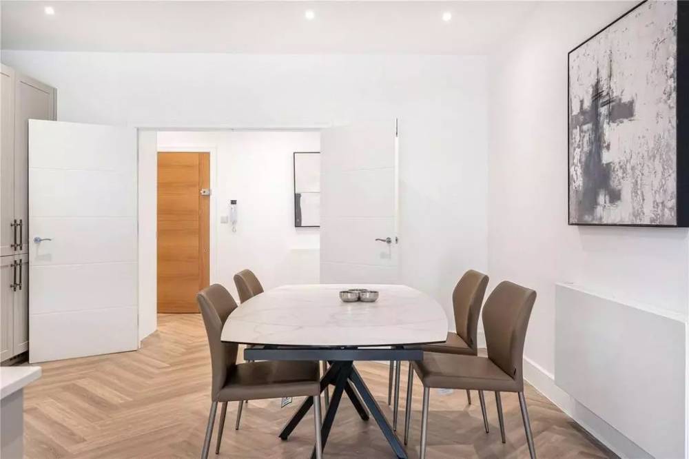 Interior design – Chase Side#