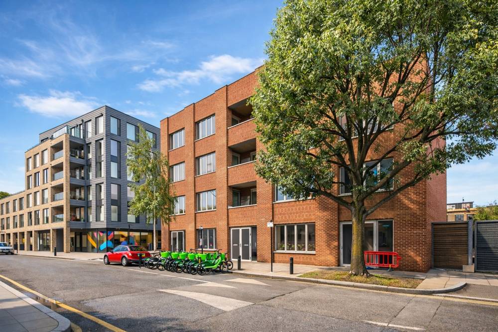 Gallery London Lane#