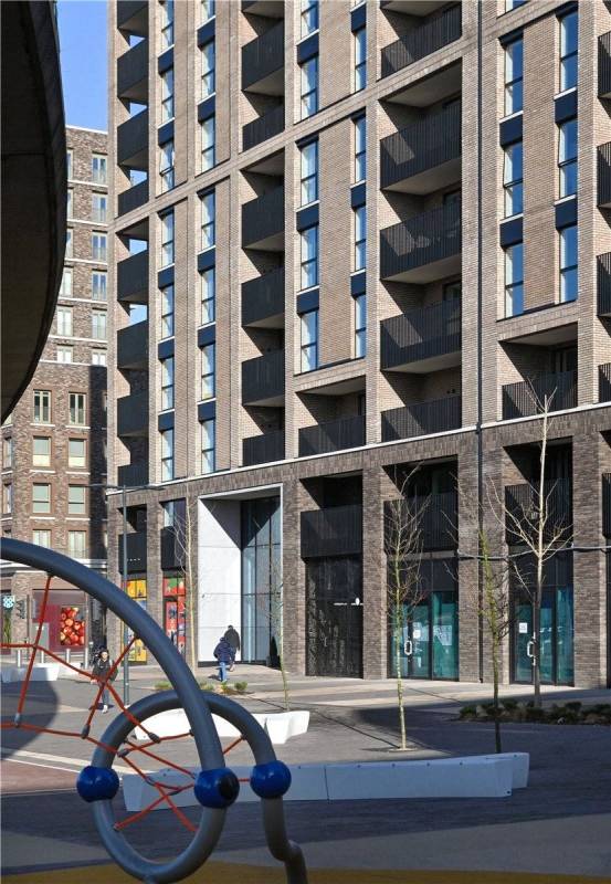 Gallery Gallions Place#