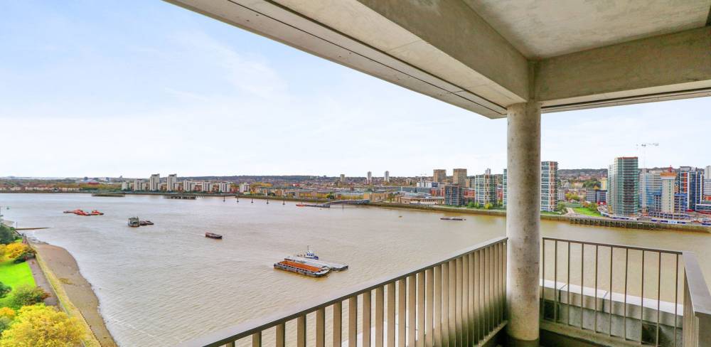 Gallery Woolwich Reach#