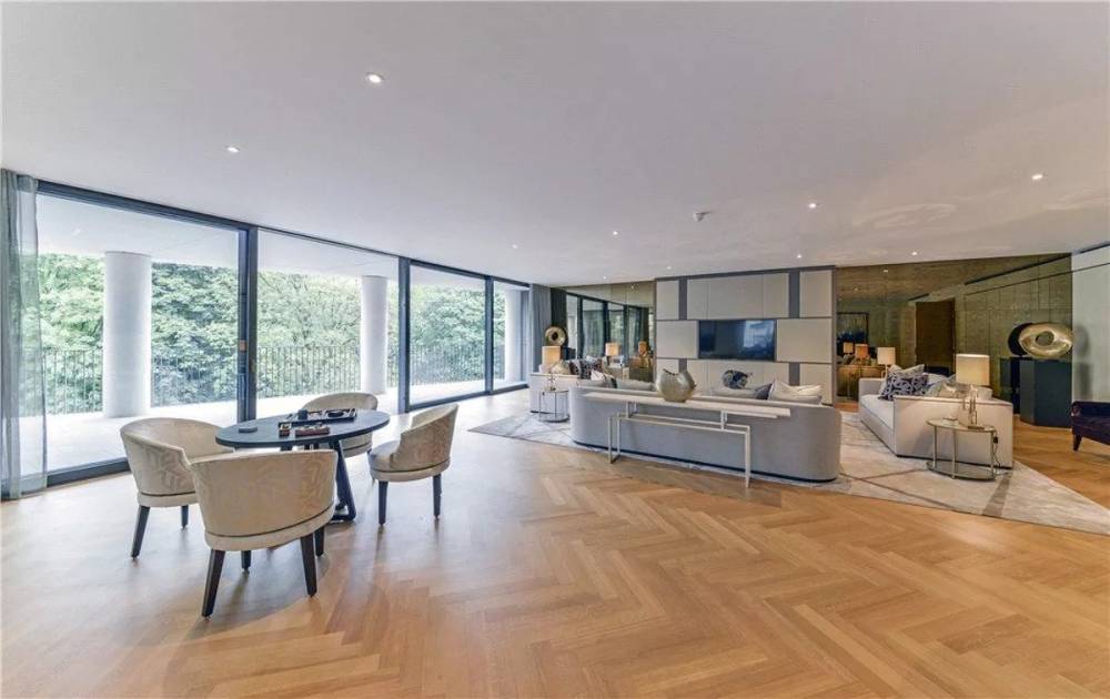 Interior design – One Kensington Gardens#