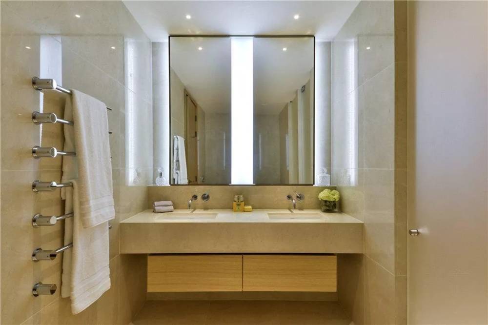 Interior design – One Kensington Gardens#