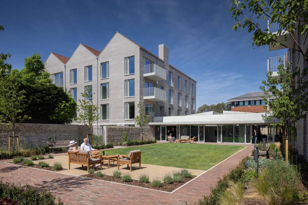 Gallery Cobham Bowers#