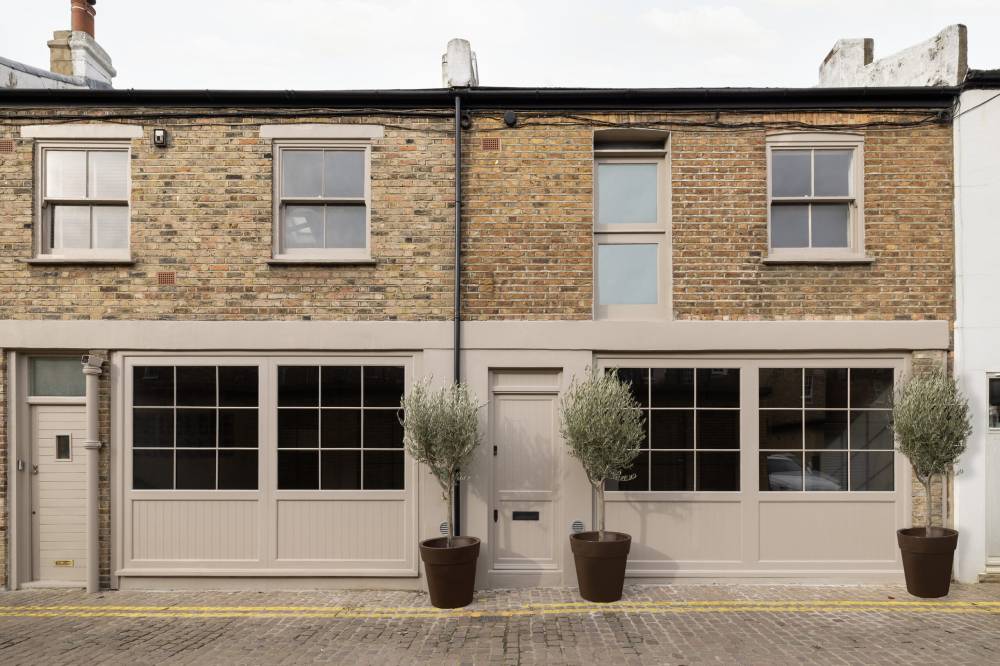 Gallery 17-18 Colville Mews#