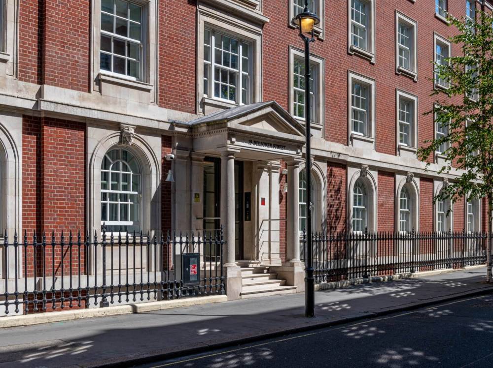 Gallery 19 Bolsover Street#