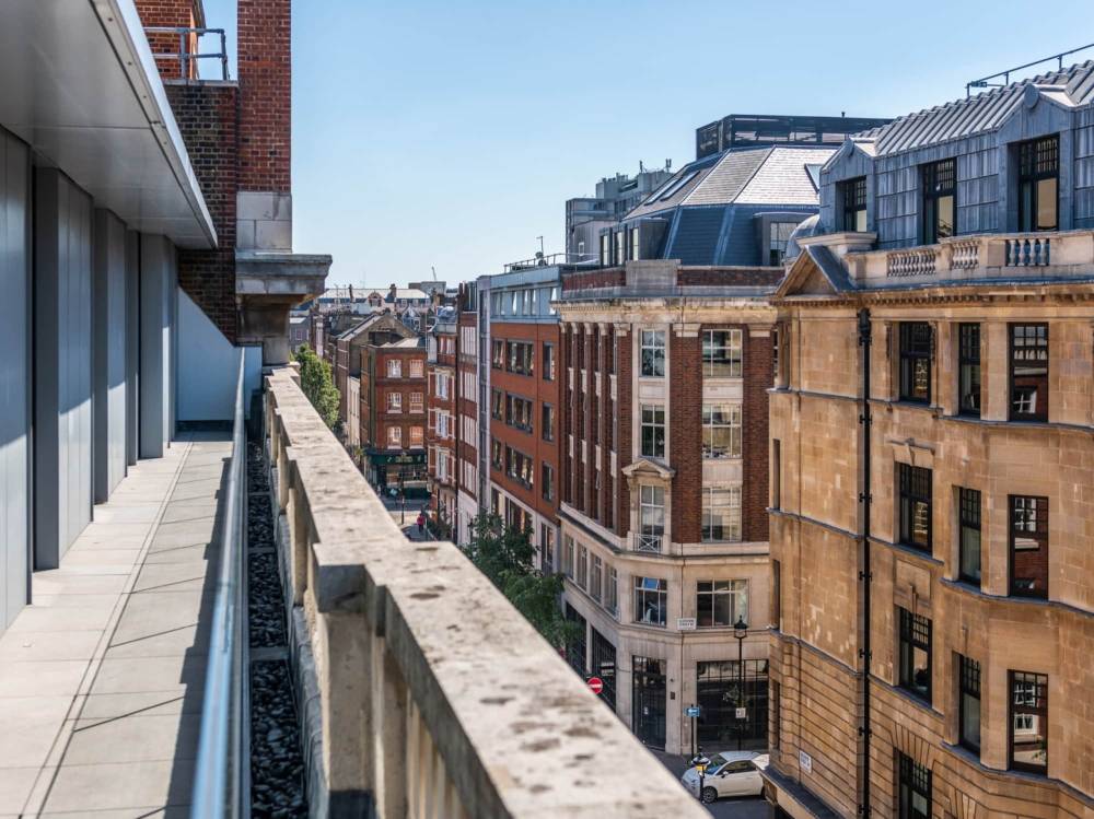 Gallery 19 Bolsover Street#