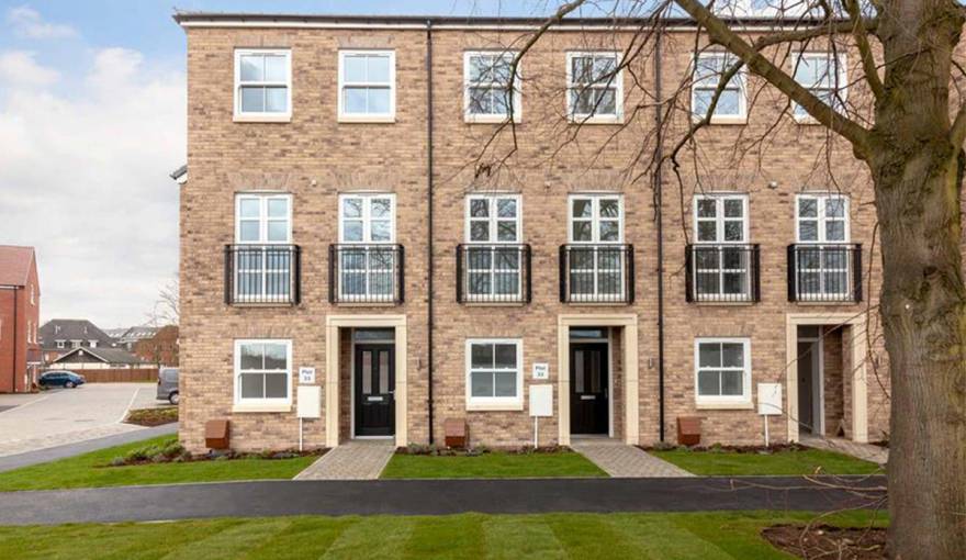 Oakleigh Grove Houses in Whetstone, N20 London