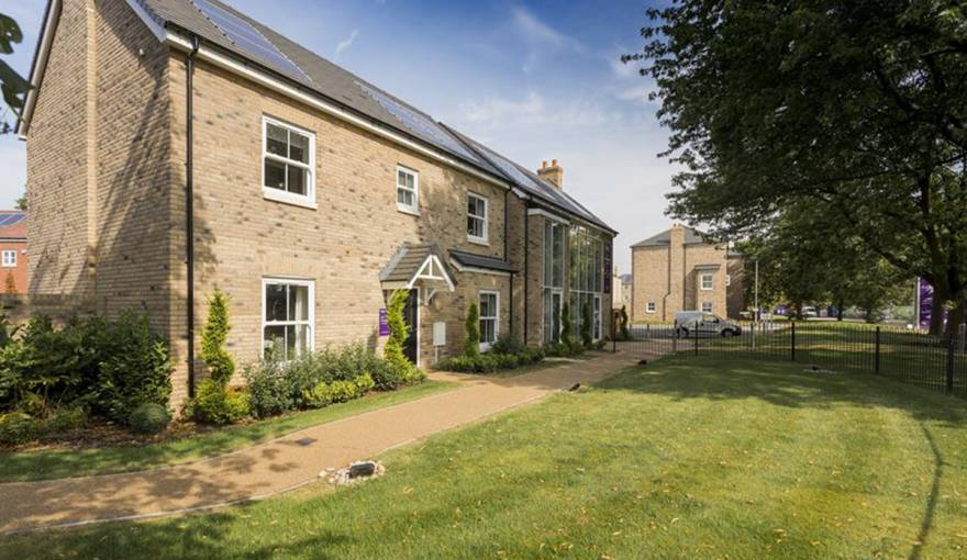 Oakleigh Grove Houses in Whetstone, N20 London