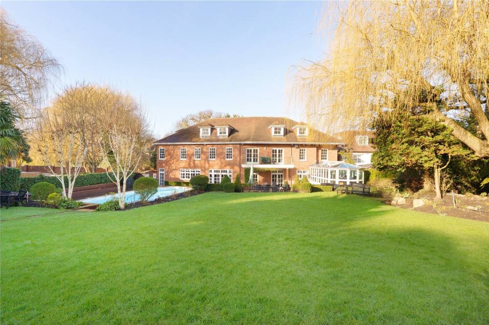 Gallery 50 Sheldon Avenue#