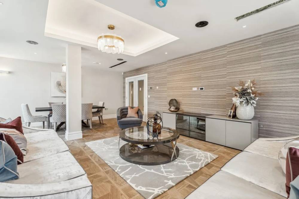 Interior design – Kingswood Gate#