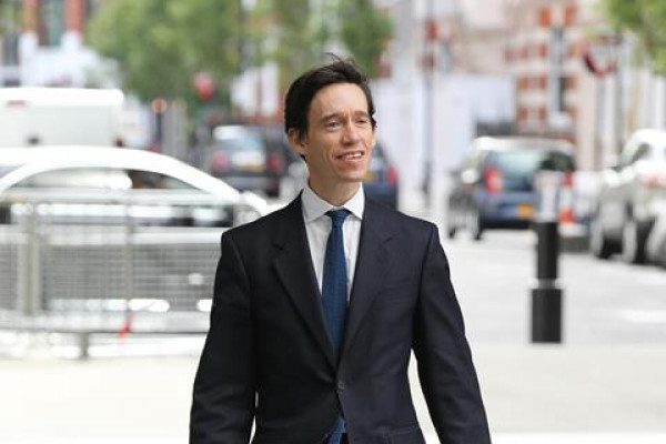 Rory Stewart threatens developers over idle land as he eyes 250,000 new homes target