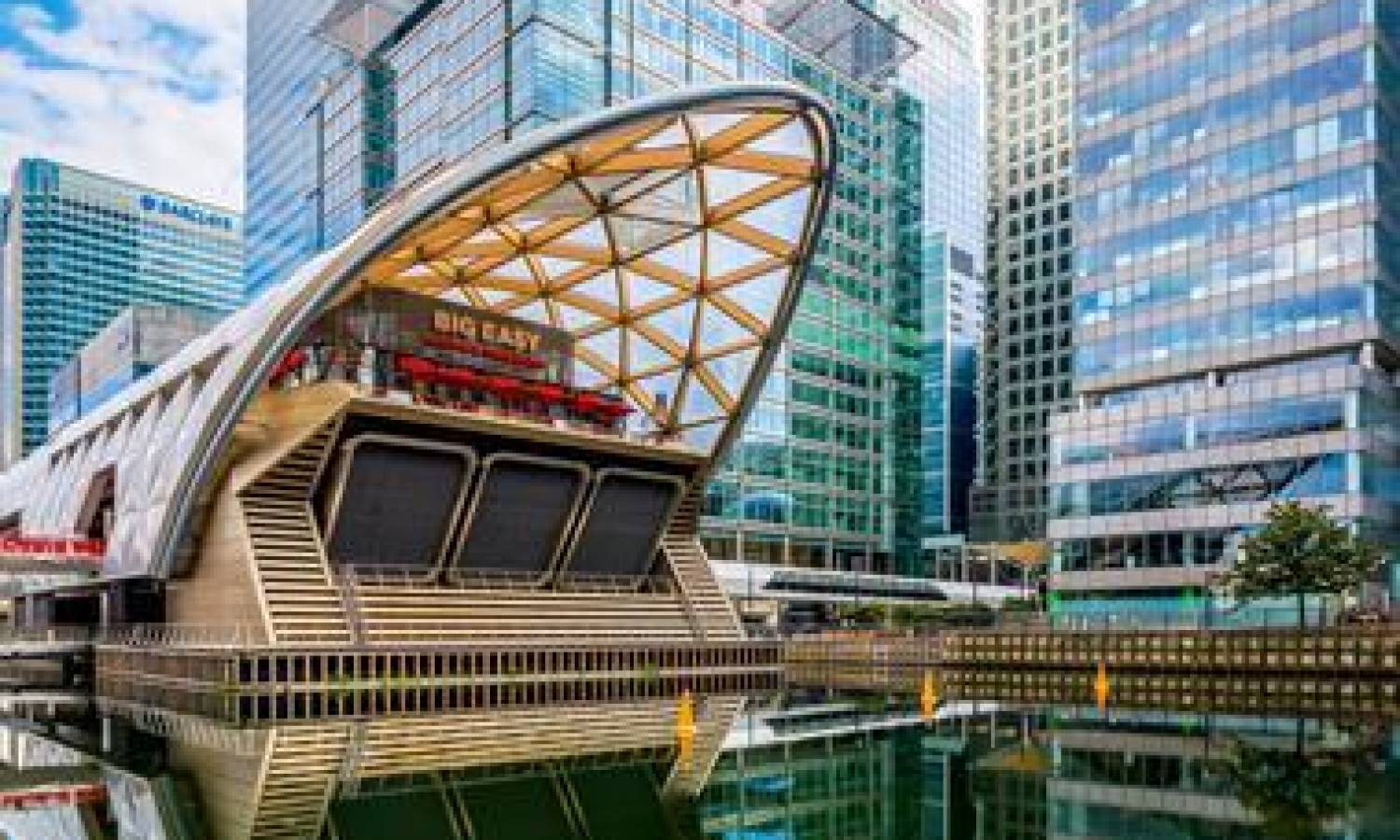 Canary Wharf submits plans for site next to Crossrail station