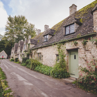 The UK property prices hit a record-high in Fall 2021