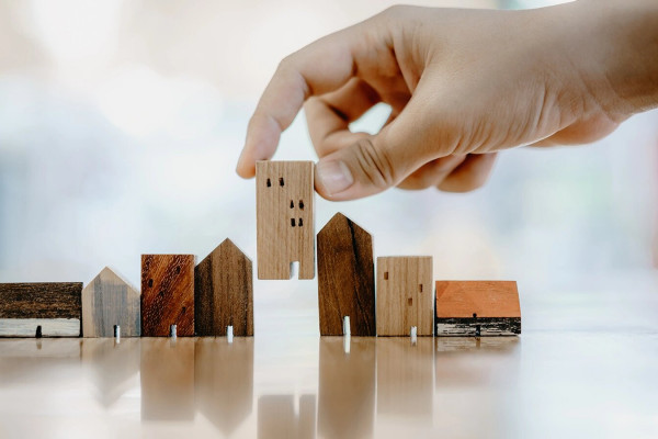 Does the UK housing market benefit from the Stamp Duty Holiday end?