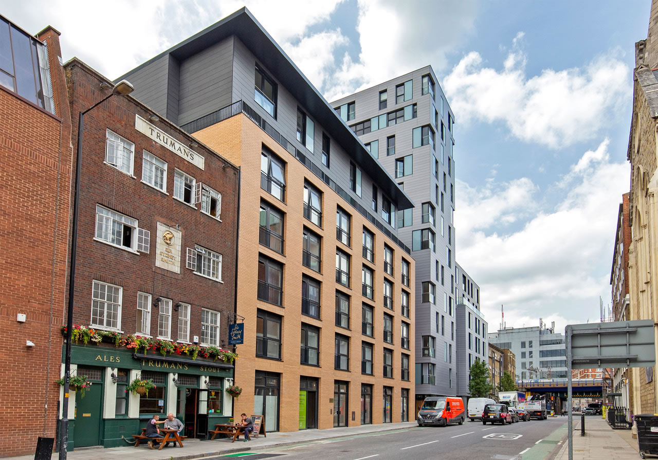 Gallery Luxe Tower & Eastlight Apartments