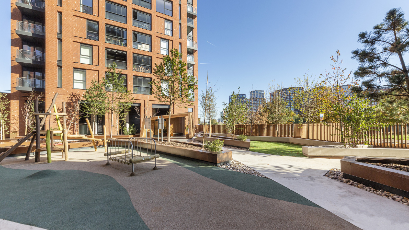 Gallery Orchard Wharf