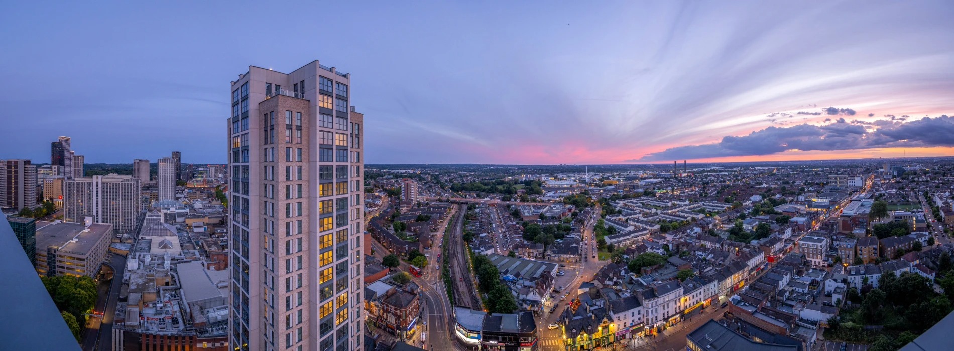 Gallery London Square Croydon