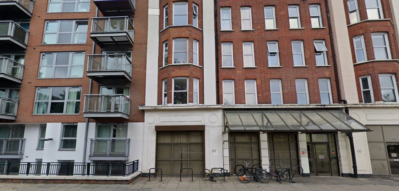Gallery 50 Vauxhall Bridge Road