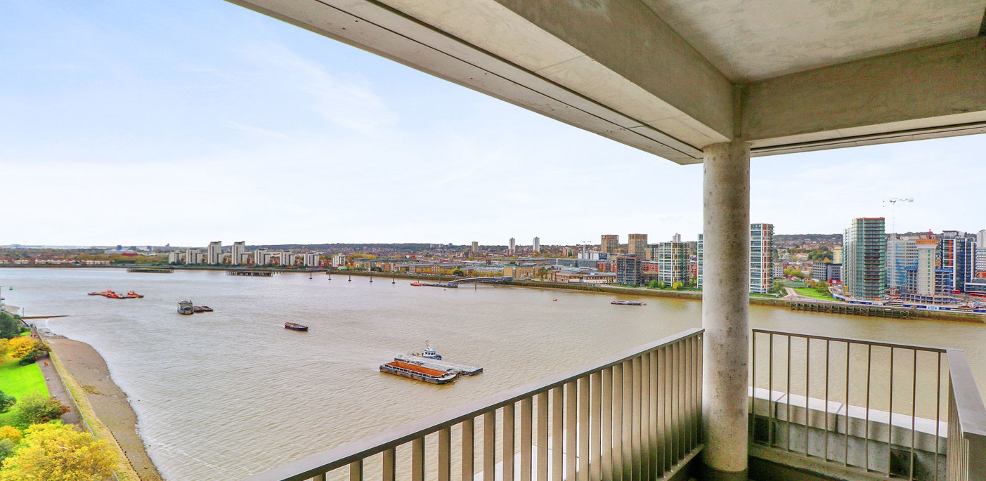 Gallery Woolwich Reach